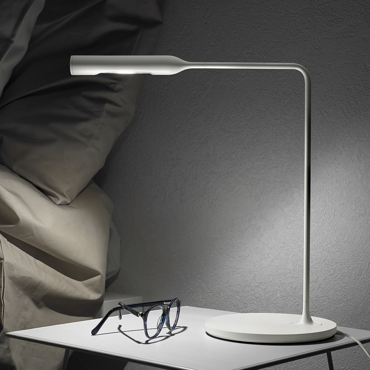 Flo Bedside Light