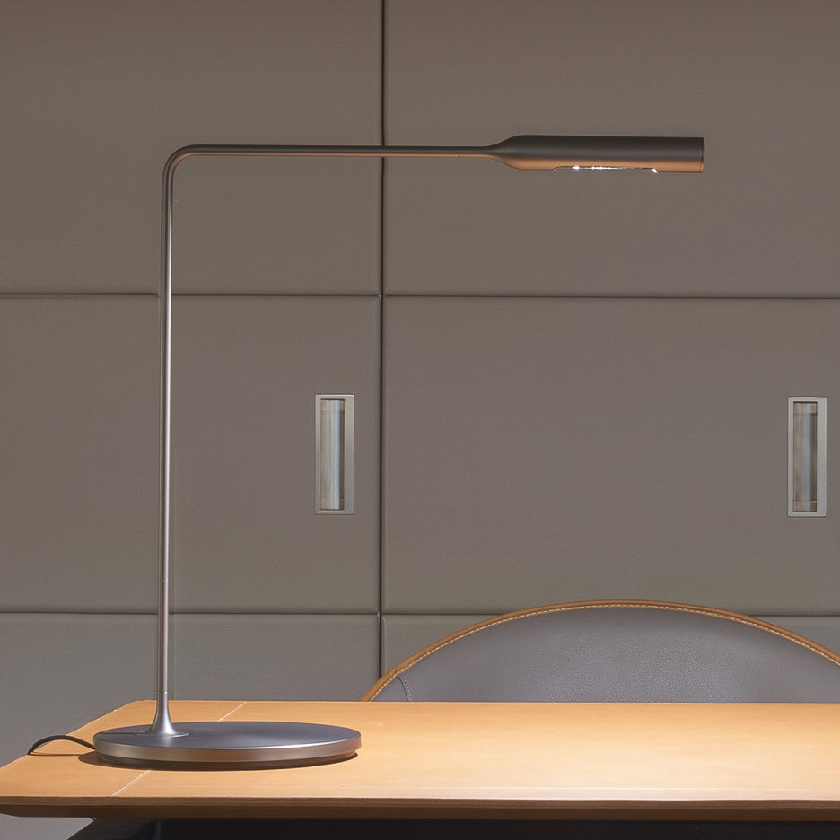 Flo Desk Light