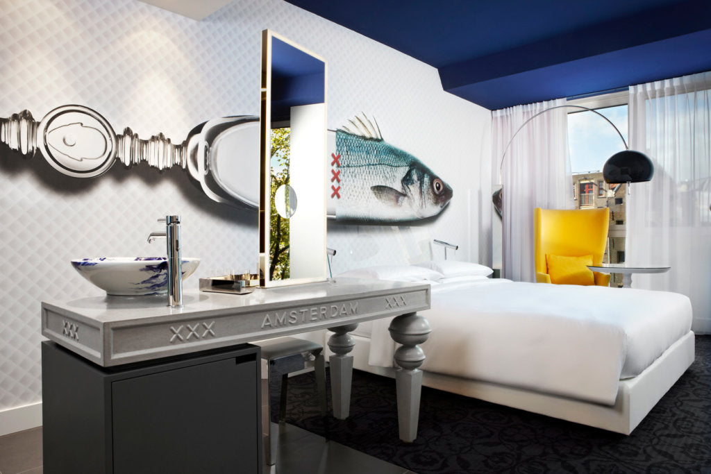 Baulmann illuminated mirror installed at Andaz Amsterdam