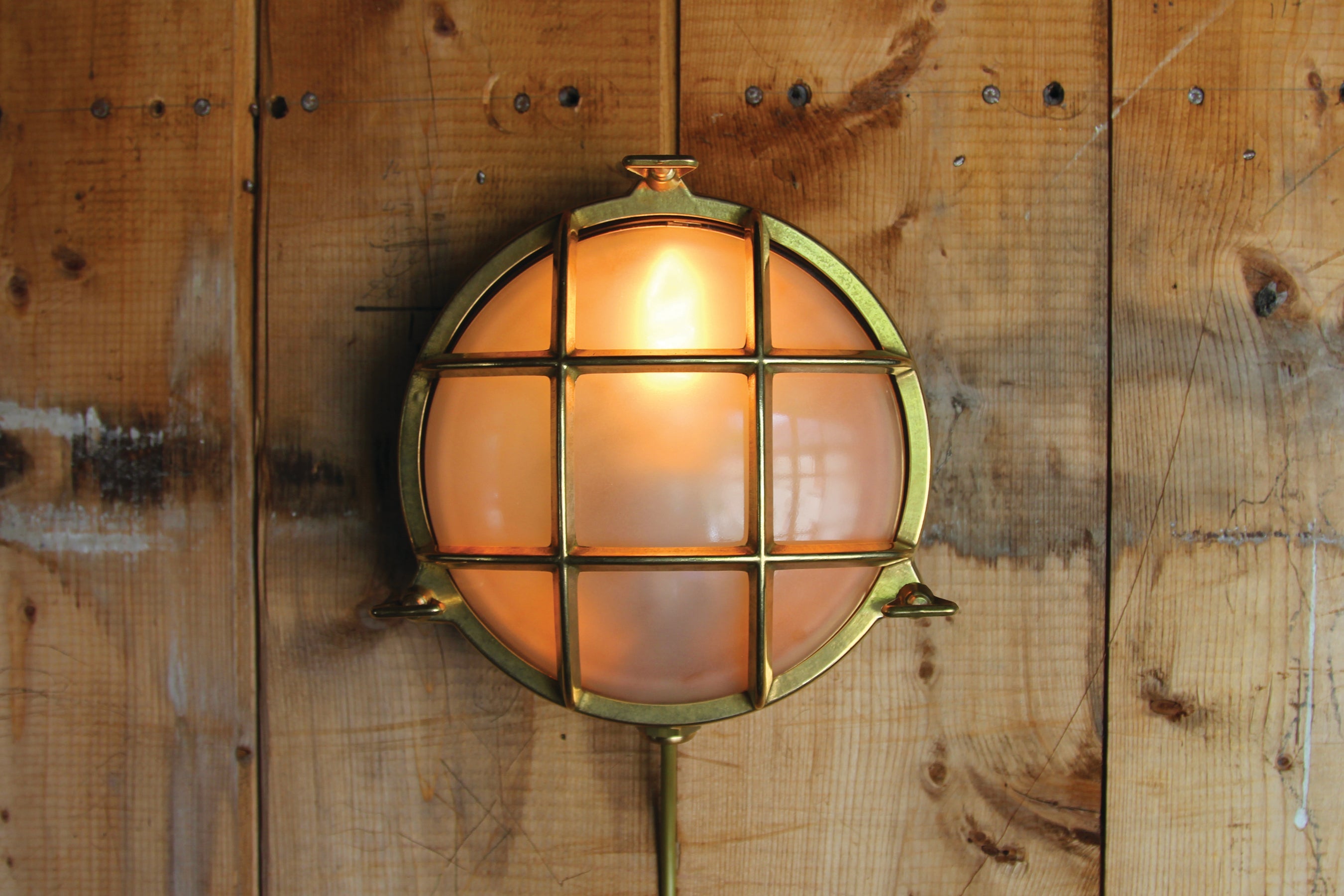Lighting-Retro
